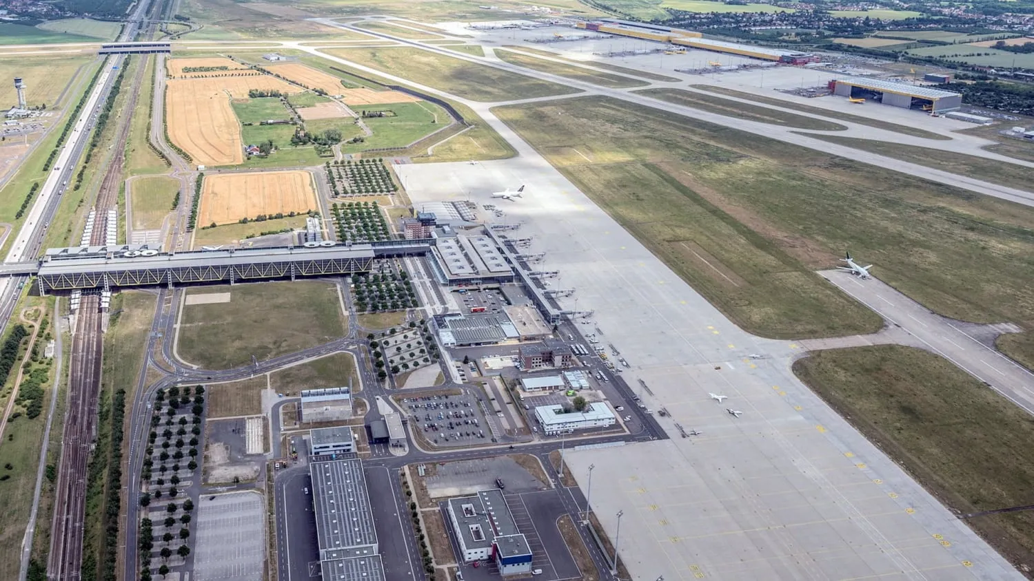 Gewerbeprojekt nördlich vom Flughafen Halle/Leipzig, Schkeuditz OT Freiroda: Gewerbeprojekt nördlich vom Flughafen Halle/Leipzig – Foto