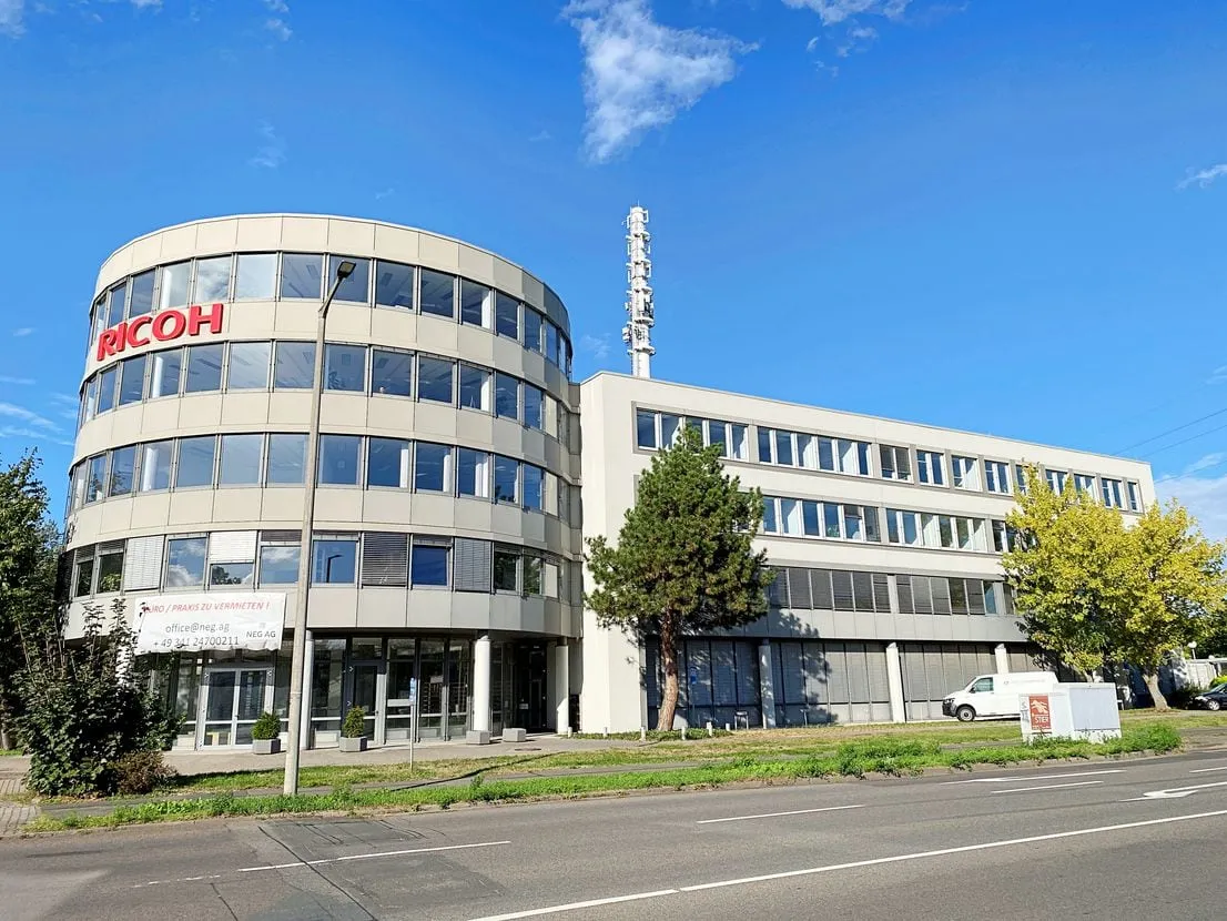 Modernes Bürogebäude in Leipzig – Foto