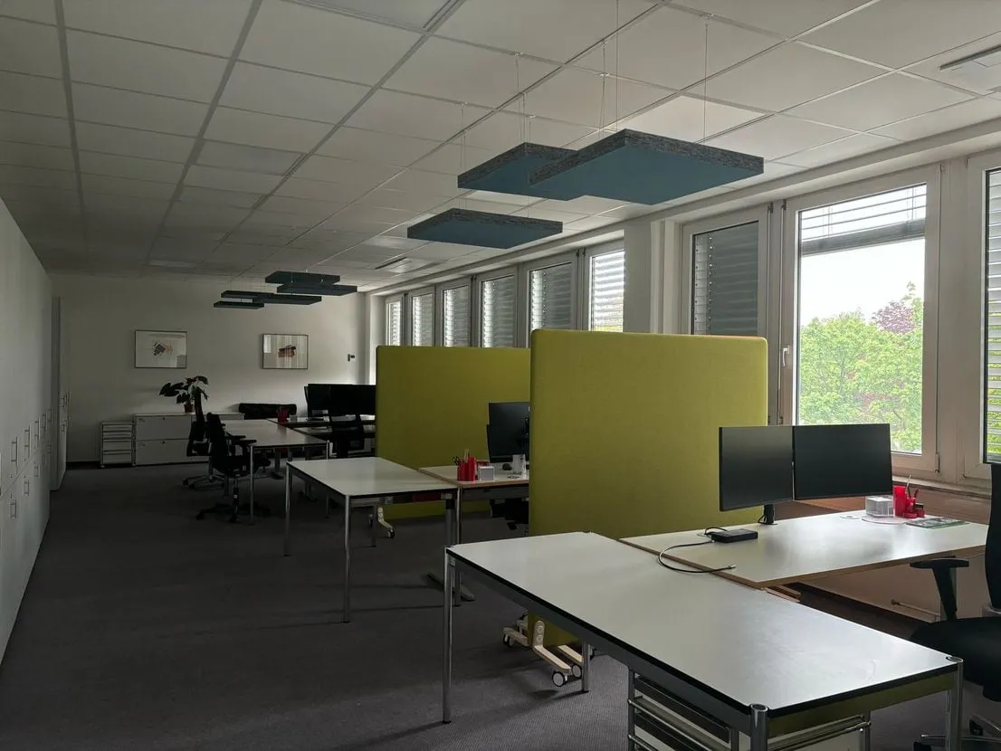 Modernes Bürogebäude in Leipzig – Foto